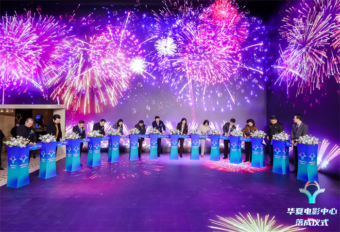 2025年或有三位数增量，LED电影屏产业再次加速